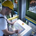 Soluzioni Avanzate: PC Industriali Fanless per Ambienti Estremi e Prestazioni Affidabili